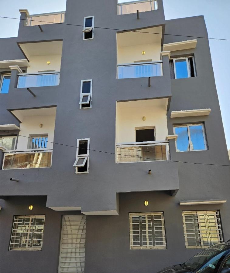 Appartement Entier F3 Climatise Agreable, Spacieux Et Confortable A Gadaye Dakar Exteriér fotografie