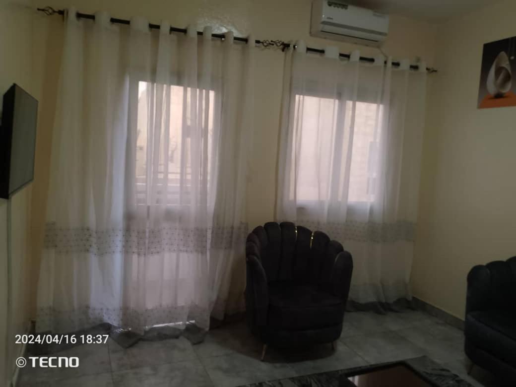 Appartement Entier F3 Climatise Agreable, Spacieux Et Confortable A Gadaye Dakar Exteriér fotografie