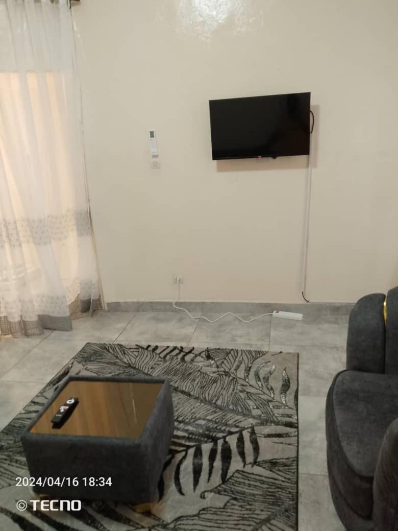 Appartement Entier F3 Climatise Agreable, Spacieux Et Confortable A Gadaye Dakar Exteriér fotografie